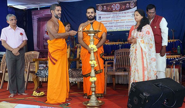 ಉಡುಪಿ: 25 ಮಂದಿಯಿಂದ ವಯೋಲಿನ್ ವಾದನ